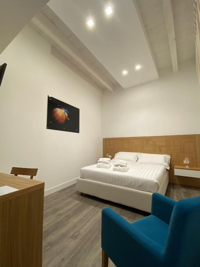 Star Suite Taranto Exteriér fotografie